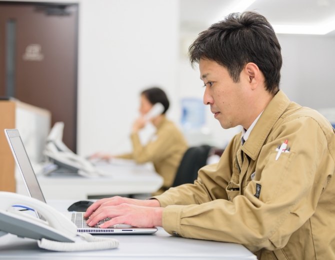 ABOUT 東亜貨物について